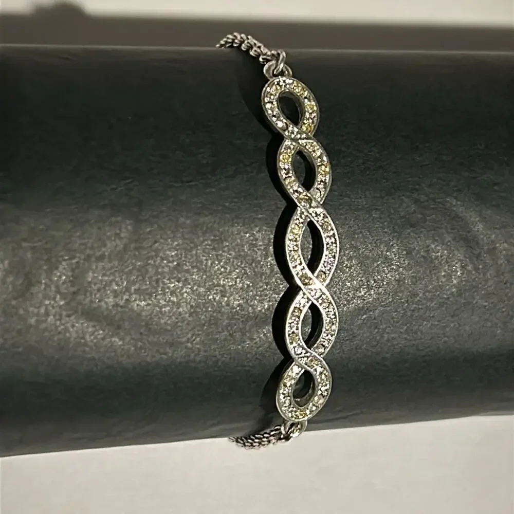 Women’s vintage dainty silver crystal infinity bracelet one size 7‎ inches